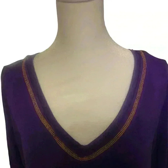 JM Clothing V neck 3/4 sleeves in purple with gold stitching. Women’s size large - Picture 2 of 6